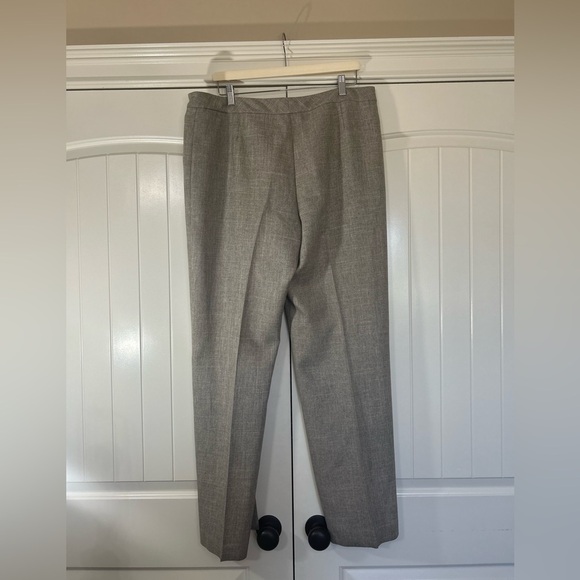 Normcore Minimalist Black Label by Evan Picone Trousers. Size 14. - Picture 3 of 9